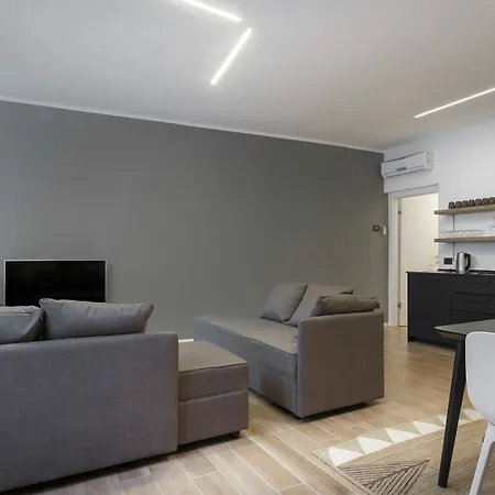 Cadorna 25 Apartment